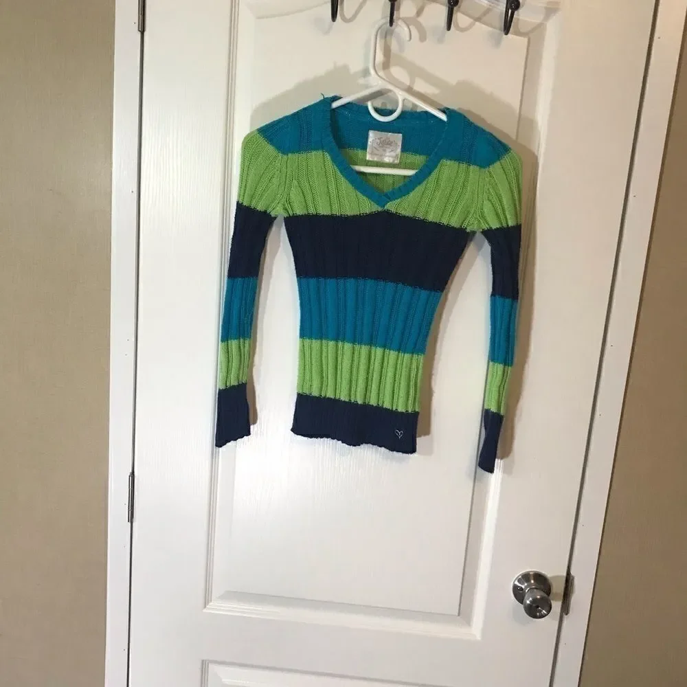 Justice Size 10 Long Sleeve V Neck Pullover Sweater